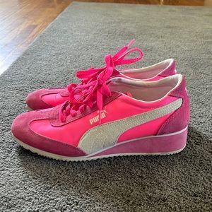 Hot pink Puma’s with small wedge.